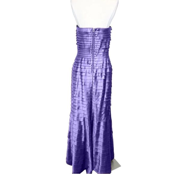 New Tadashi Shoji vintage strapless tiered lilac floor length formal gown size 4 - Picture 2 of 12